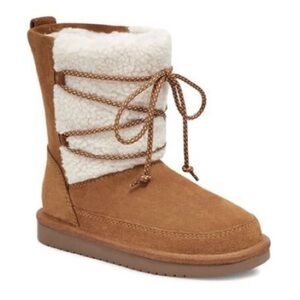 UGG - Koolaburra Michon short boot kids EUC Size - 4